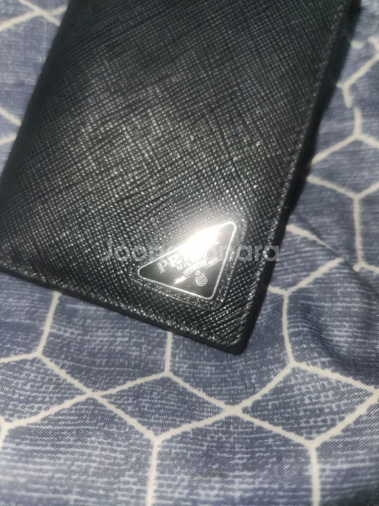 프라다 카드지갑 팝니다--4