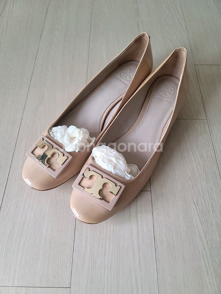 토리버치 지지 GIGI 펌프스 베이지 235(6.5)--1