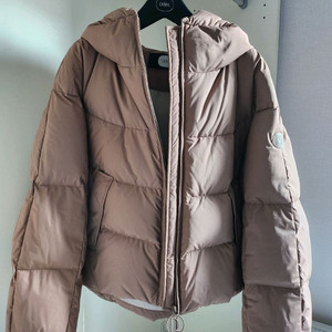 듀엘 구스 후드 숏 패딩