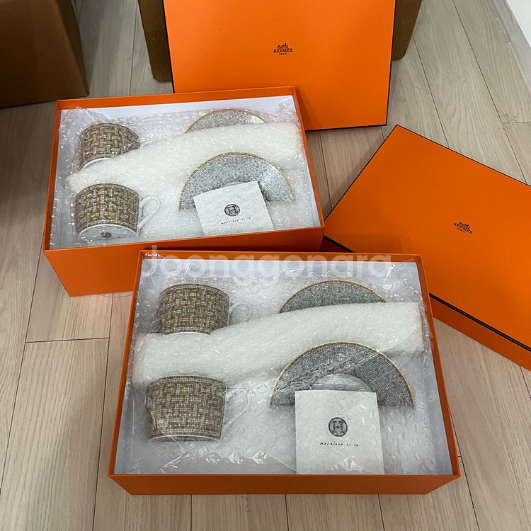 (새상품) 에르메스 모자이크 골드 컵세트 (정가94만)--1