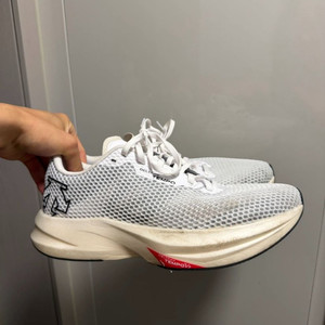 데상트 델타프로 템포 V2