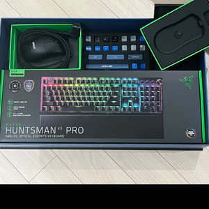 새상품) 레이저 헌츠맨 v3 pro 키보드, 게이밍 마우스 (정가62만)
