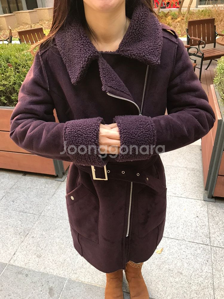 버건디컬러 무스탕 거의새제품 55,66사이즈--2