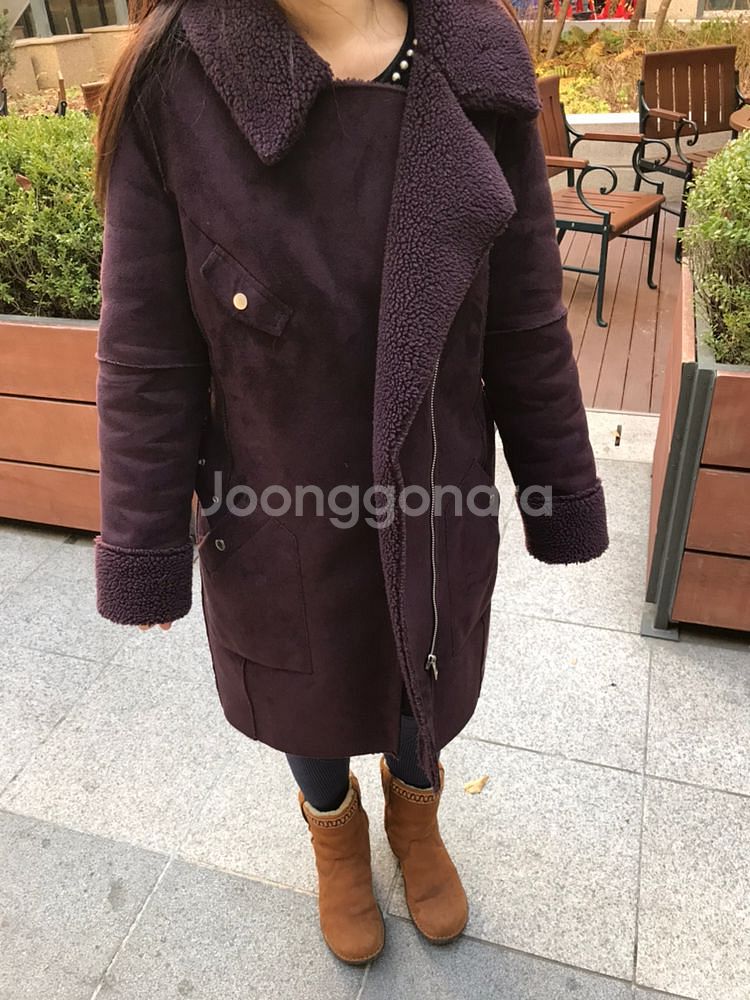 버건디컬러 무스탕 거의새제품 55,66사이즈--4