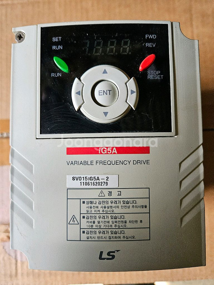 LS 인버터 SV015iG5A-2--0