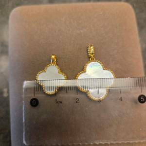 18k네잎팬던트15mm=새상품=마지막한점=우택포