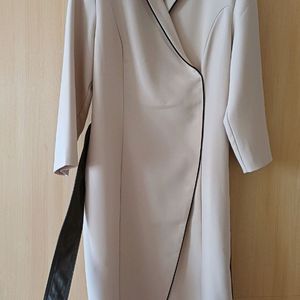 베이지 원피스 2만원에 판매합니다