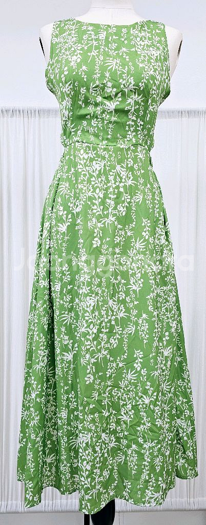 (새상품)뒤트임 민소매 롱원피스 밴딩 나시원피스--2