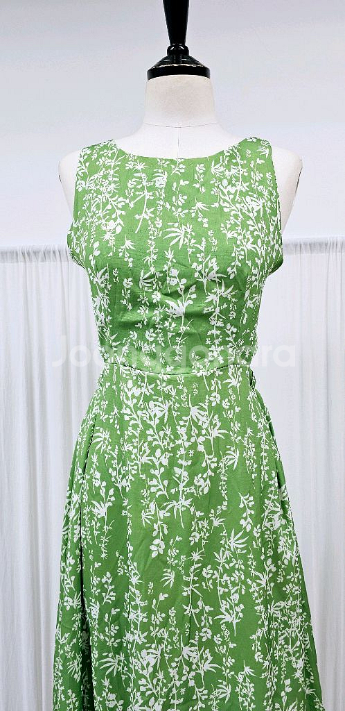 (새상품)뒤트임 민소매 롱원피스 밴딩 나시원피스--3