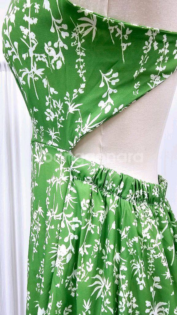 (새상품)뒤트임 민소매 롱원피스 밴딩 나시원피스--7