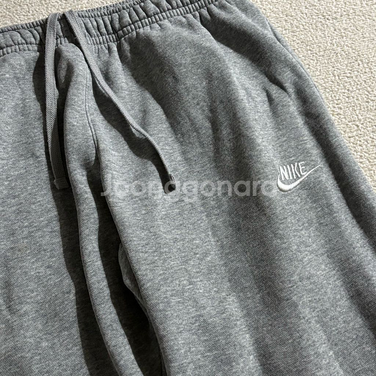 나이키 그레이 스몰로고 면 츄바 트레이닝 조거팬츠--1