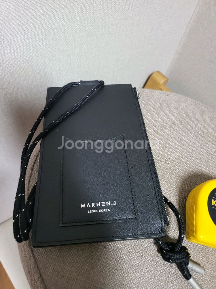 휴대폰가방(MARHEN.J 롤리백A)팝니다--3