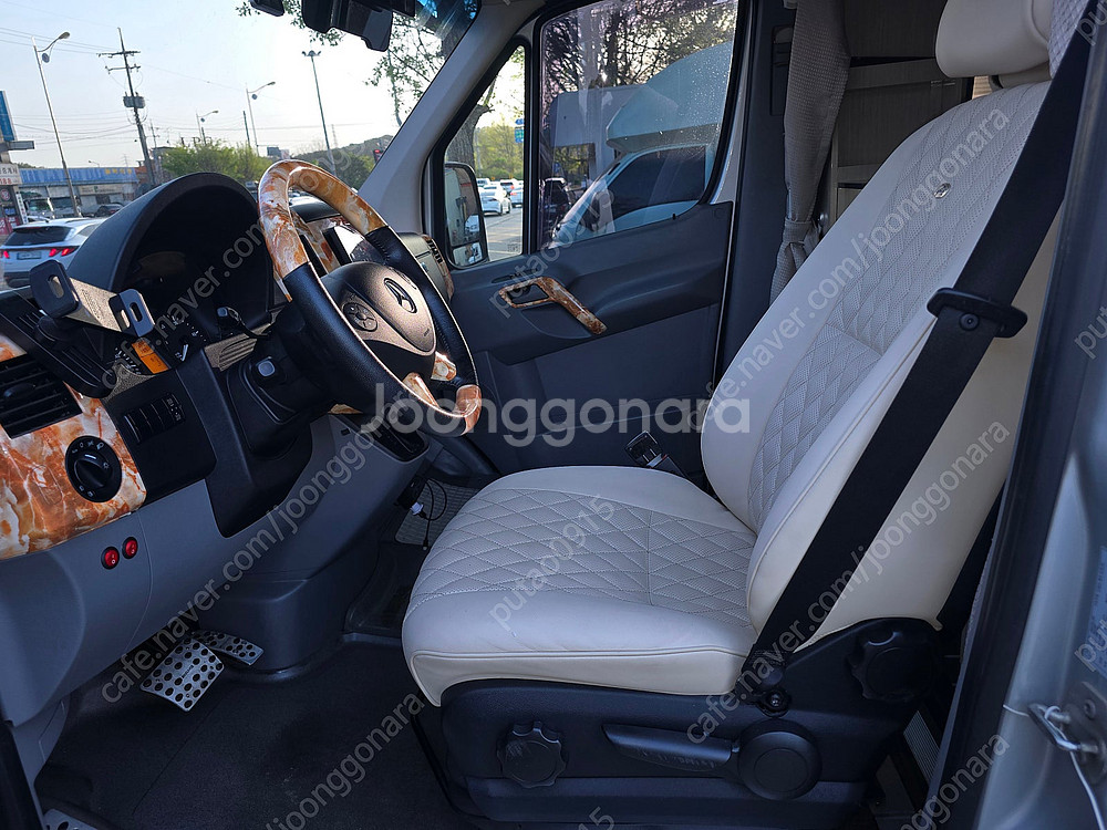 벤츠스프린터 최장롱바디 캠핑카--5