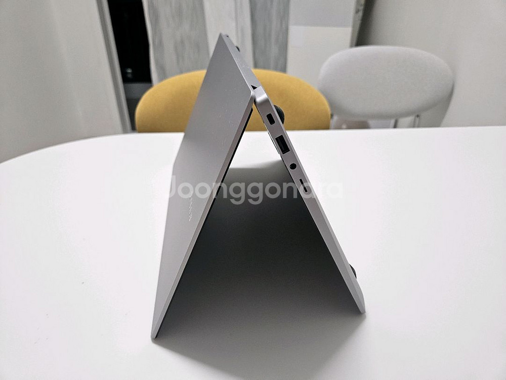 삼성 노트북 갤럭시북4 15인치 U5/램8/SSD256--3
