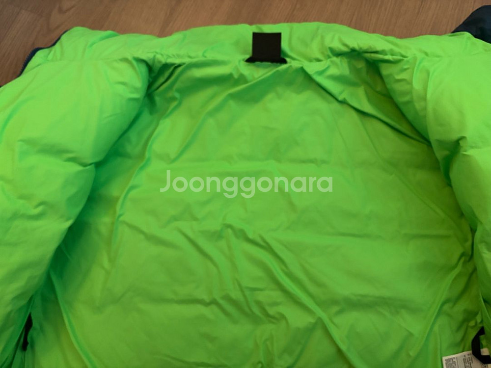 상태최상 나이키 다운필 하이넥 푸퍼패딩 프리사이즈 여성--5