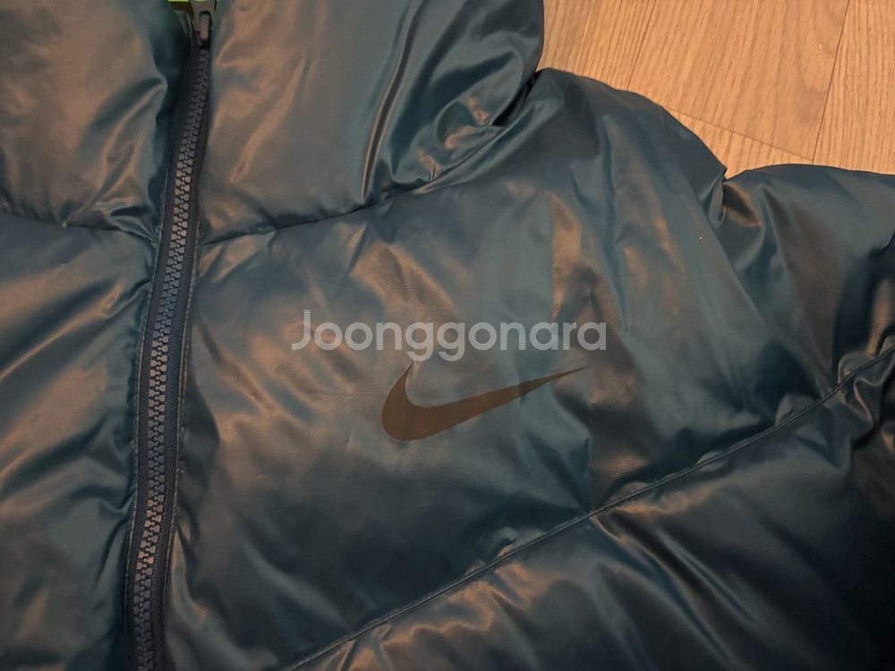 상태최상 나이키 다운필 하이넥 푸퍼패딩 프리사이즈 여성--3