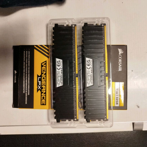 커세어 VENGEANCE LPX 32(16*2)GB