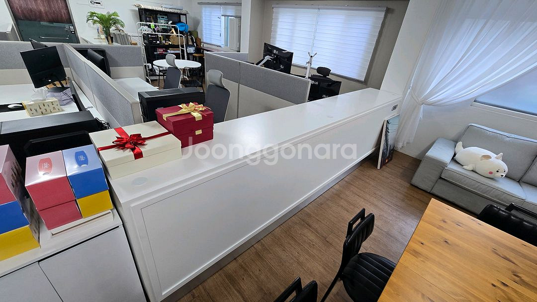 예쁘고 고급진 화이트 대형 선반 무료 나눔해요--0