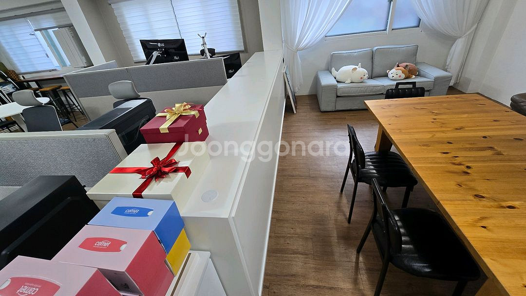 예쁘고 고급진 화이트 대형 선반 무료 나눔해요--1