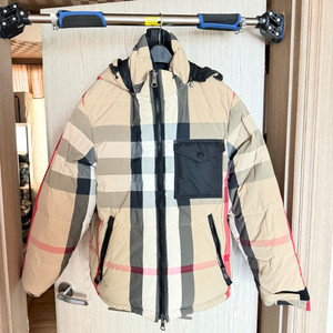 버버리 리버시블 체크 퍼퍼자켓