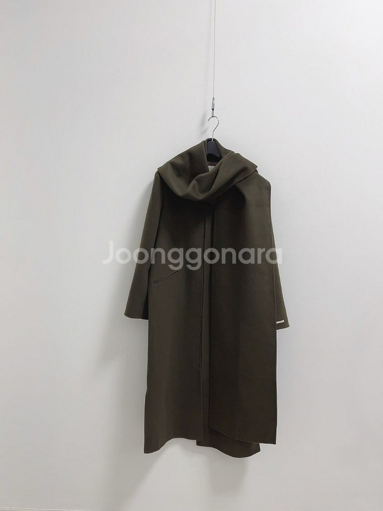 어플레이그라운드 핸드메이드 머플러 코트 라운드넥--2