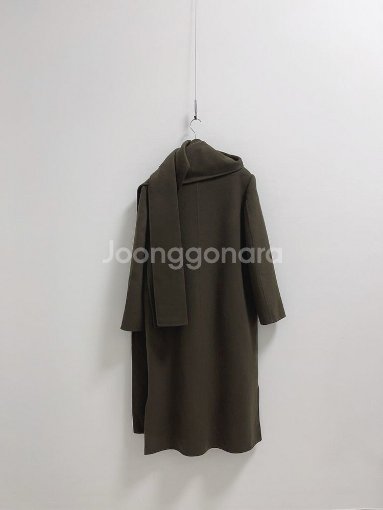 어플레이그라운드 핸드메이드 머플러 코트 라운드넥--8