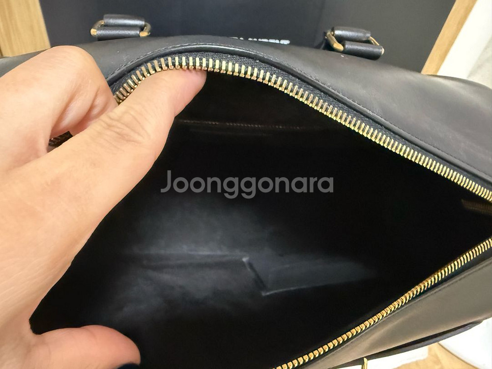 정품 200% 입생로랑 2웨 백--3