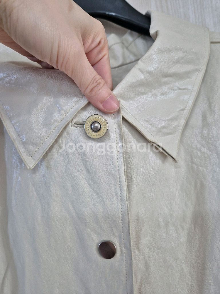 타임 페이크레더 아이보리 자켓--4