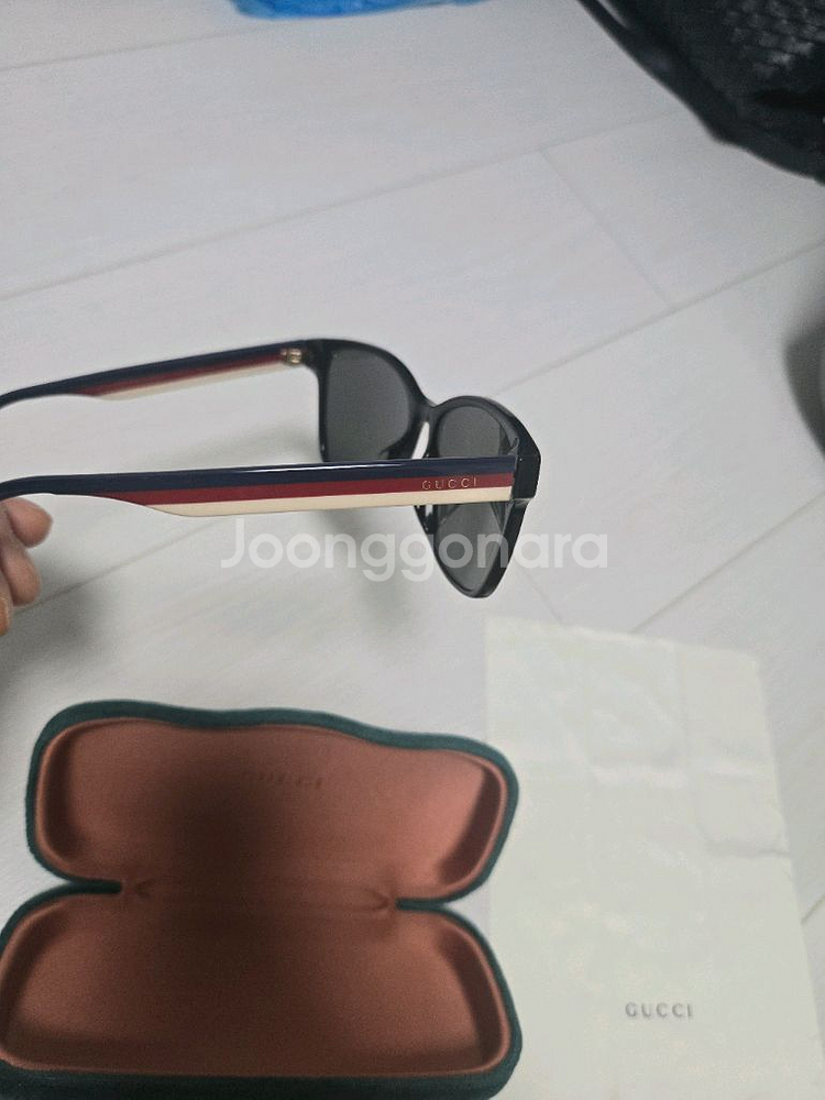 구찌 선글라스 팝니다--1