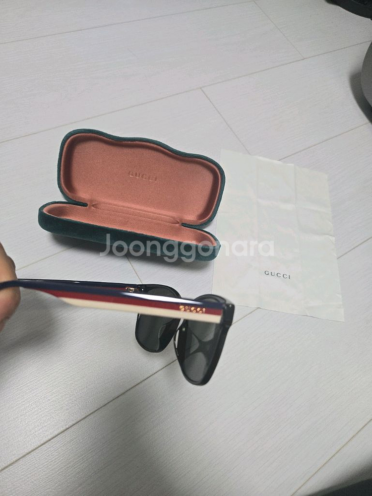 구찌 선글라스 팝니다--2