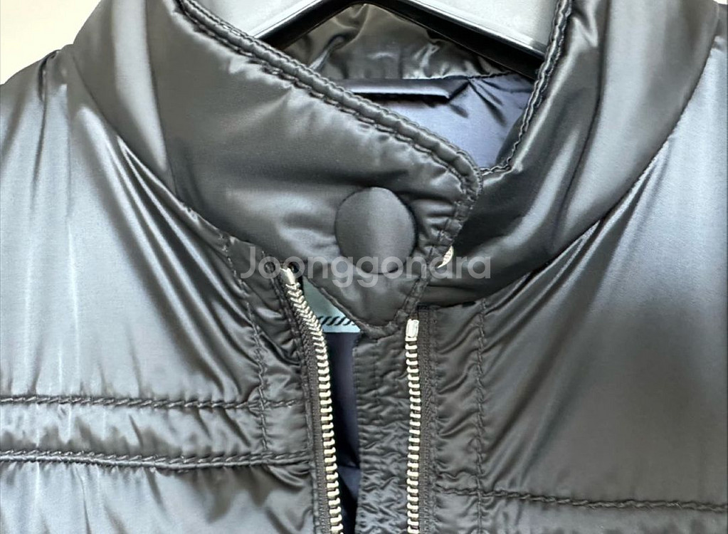 프라다 여성 경량 패딩--2