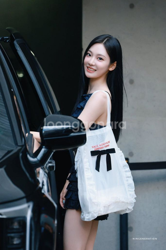 슈슈통 하우스노웨어 팝업 한정판 에코백 가방--1