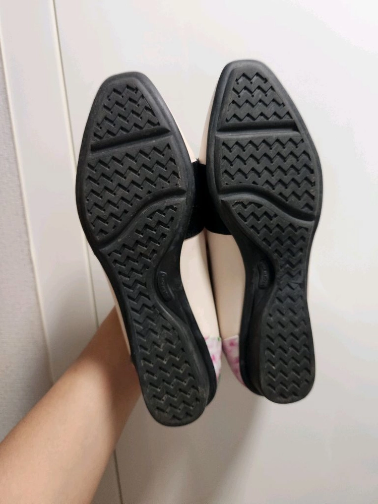 여자흰색단화 꽃일러스트구두로퍼230 이미지