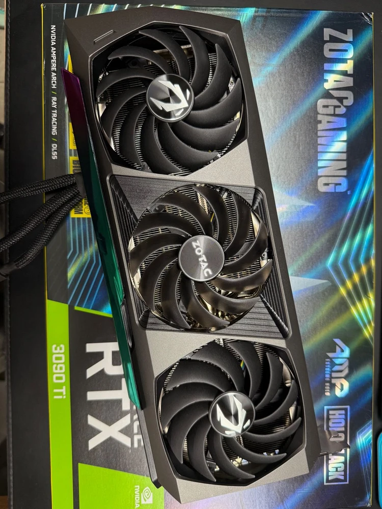 (그래픽카드 3090ti)ZOTAC RTX 3090ti 이미지