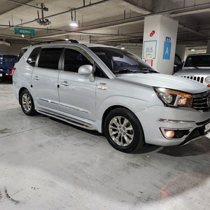 코란도 투리스모TX 플러스9인승18형 106.000km