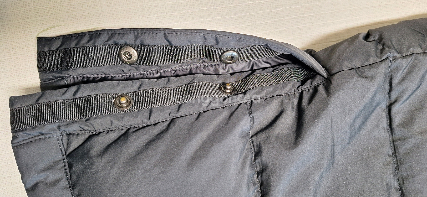 콜롬비아 키즈 구스 롱패딩(150Size)--6