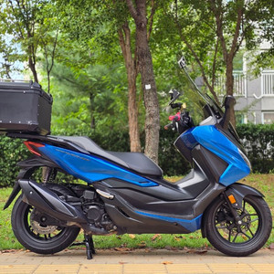 혼다 포르자 350 블루 24년식 신차급 판매합니다~