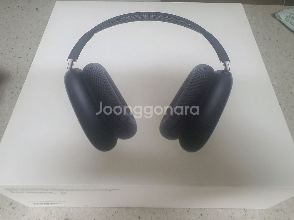 에어팟맥스 미개봉--0