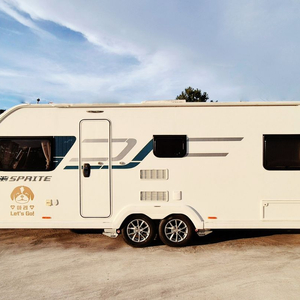 스위프트 콰트로 FB 카라반, 18년식, 2300만원