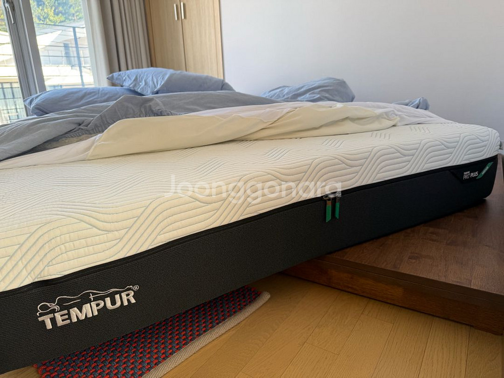 템퍼 프로 플러스 미디움 매트리스 (퀸)--2