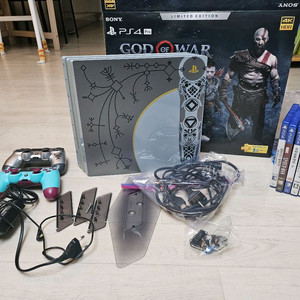 ps4 pro갓오브워 에디션+정품충전대수직거치대게임9