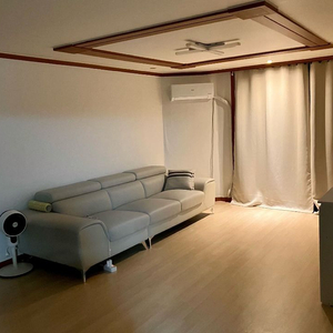 우아미가구 4인용 가죽쇼파(쿠션2개포함)