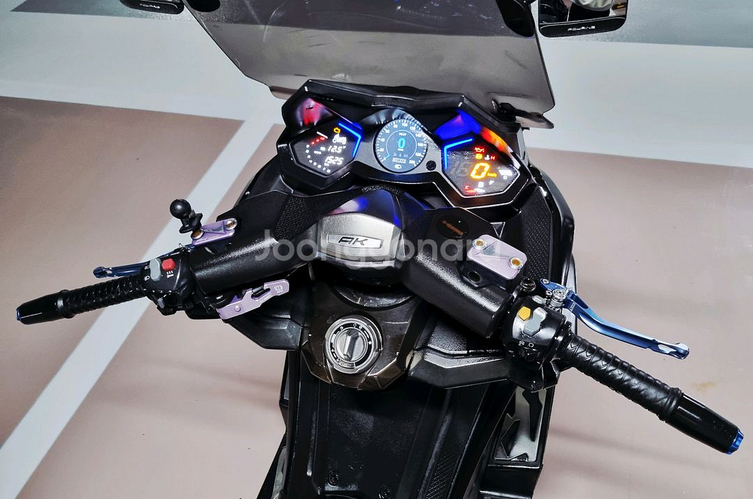 550CC빅스쿠터 ak550--5