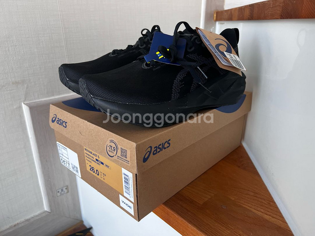 아식스 노바블라스트5 260 새상품--0