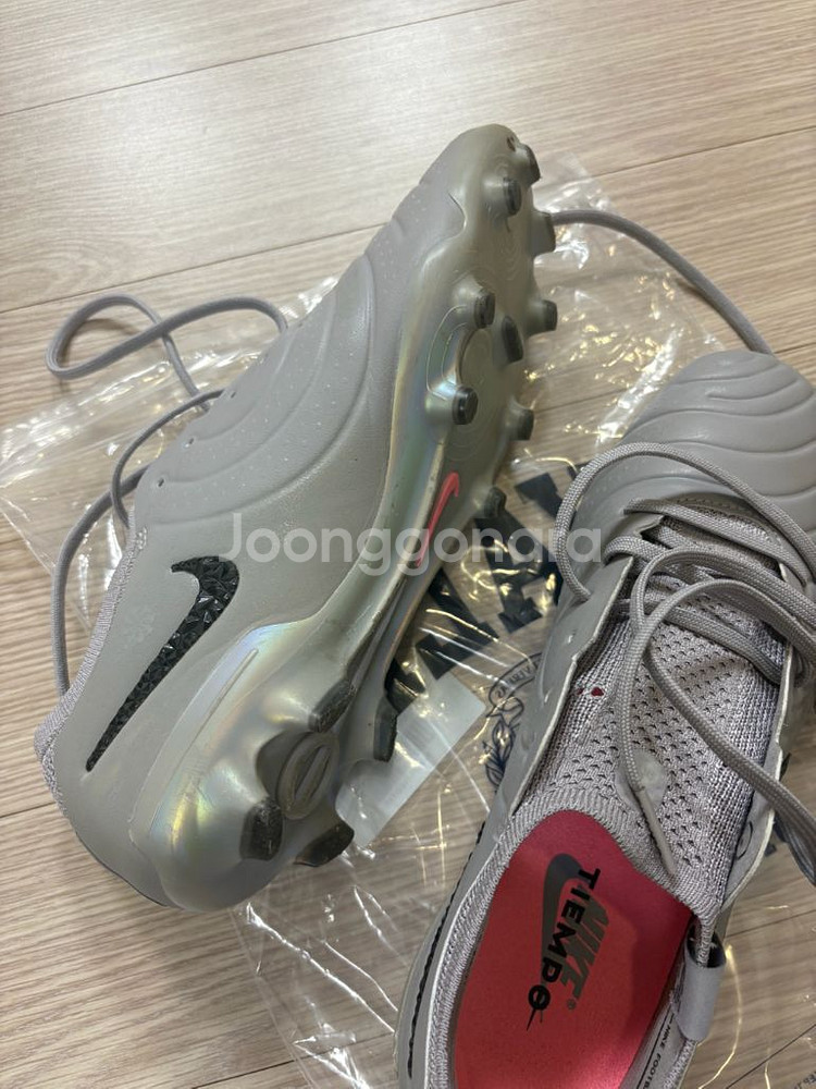 나이키 티엠포 레전드10 엘리트 축구화--1