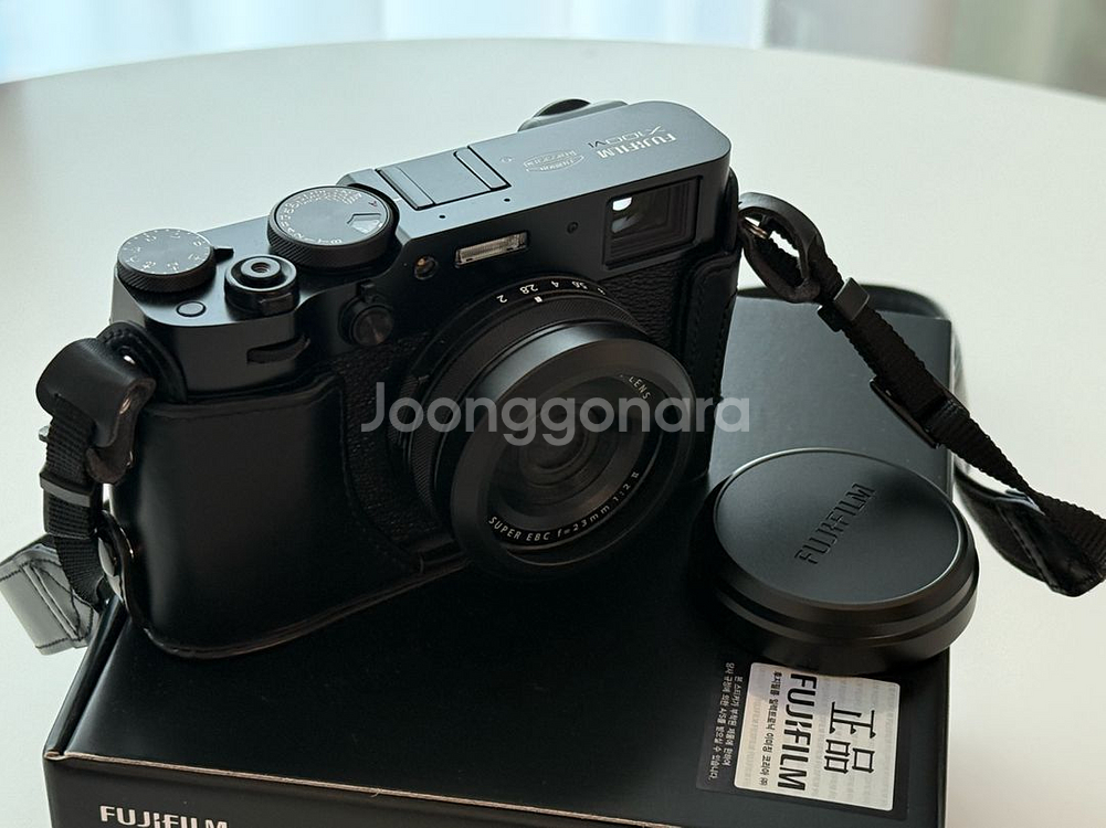 후지필름 X100VI 새상품급(충전기, 액세서리 포함)--1