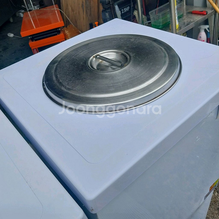 우성 육수 냉장고 상태최상 작동잘됨--2