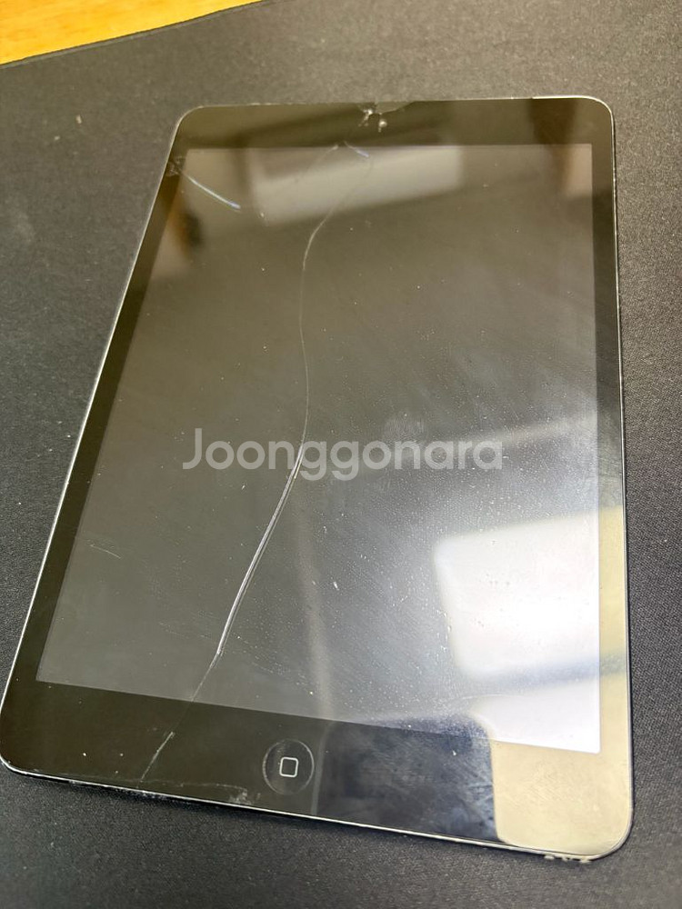 아이패드 미니 1 셀룰러 액정깨짐 부품용--1