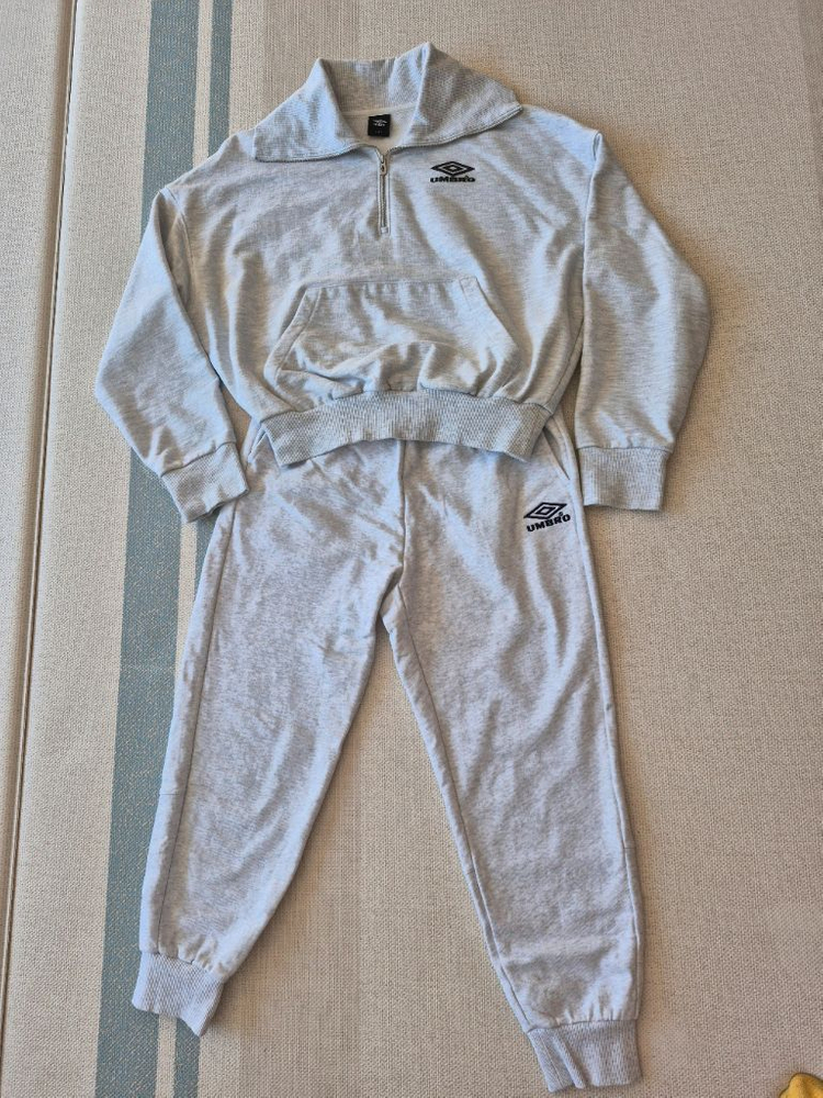 엄브로 여자트레이닝 세트 상하의 XS--1