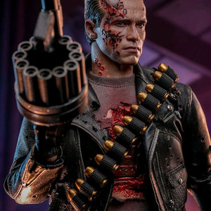 핫토이 DX46 터미네이터2 T-800 배틀데미지 2